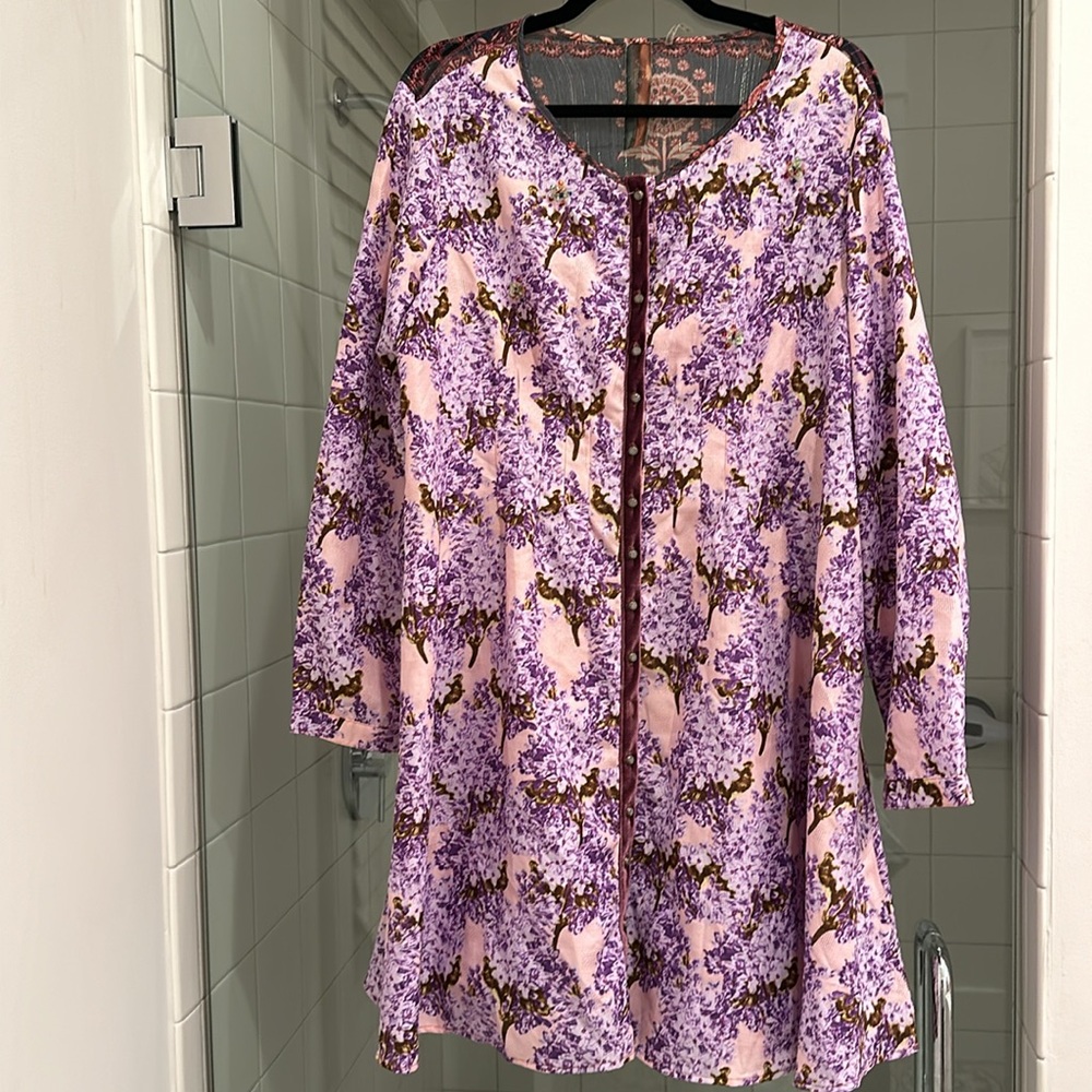 Aratta fit and flare gorgeous mini dress.  In great condition!